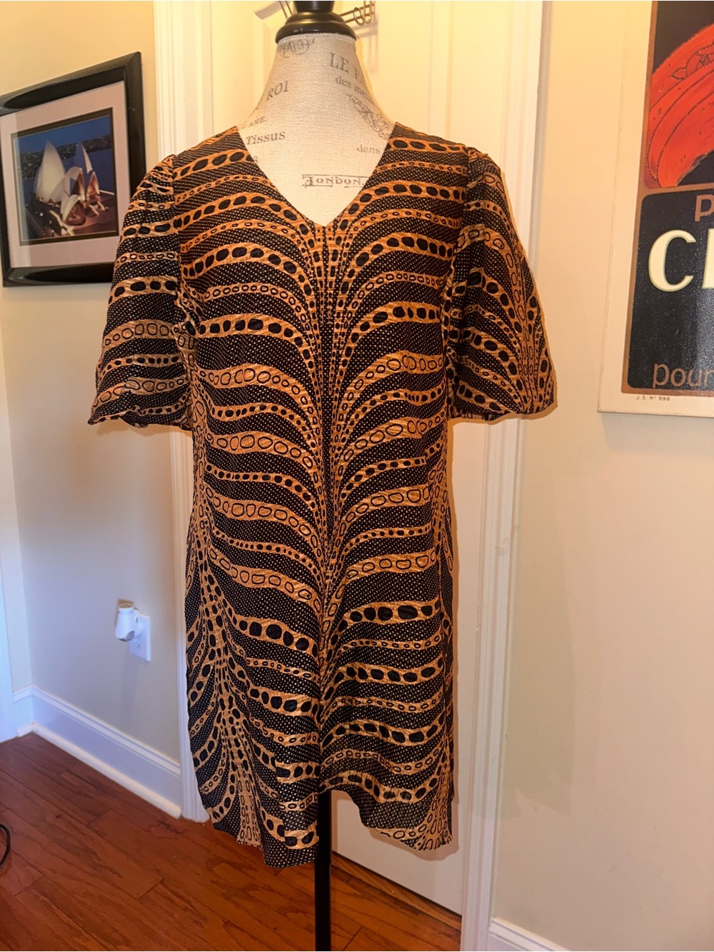 Marie Oliver Black and Tan Patterned V‑Neck Dress